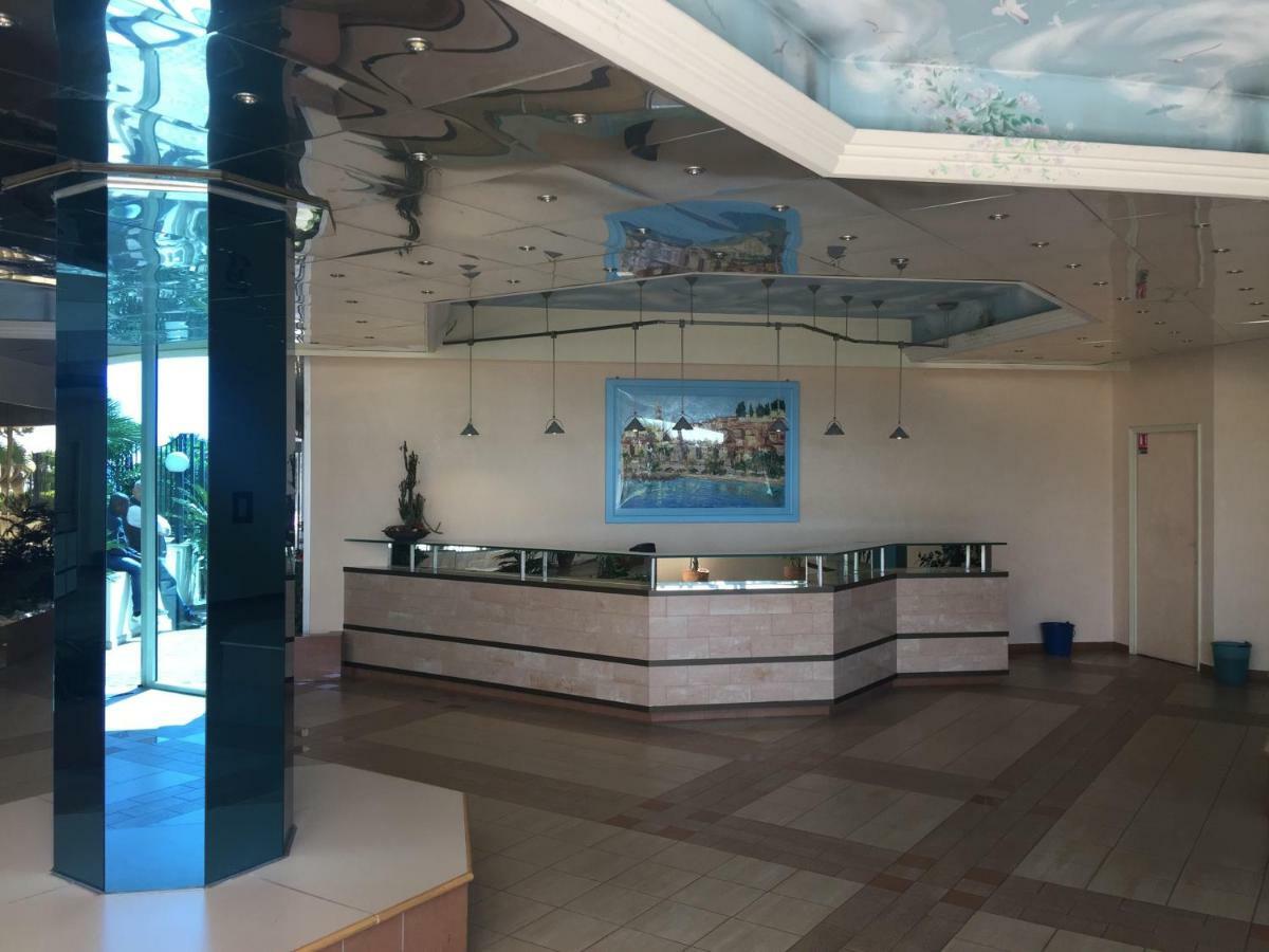 מנטון Sharon Apartment In Victoria Beach מראה חיצוני תמונה